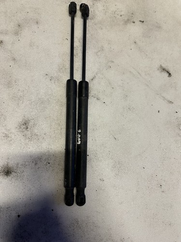 Golf mk6 rear boot struts - golf,